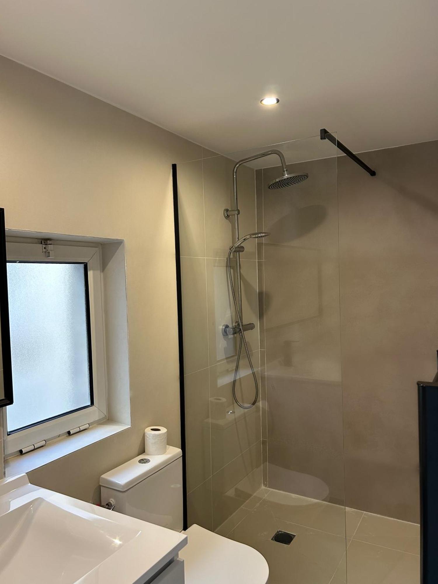 Charmant 3 Pieces Renove Au Coeur Du Vieil อองทีบส์ ภายนอก รูปภาพ